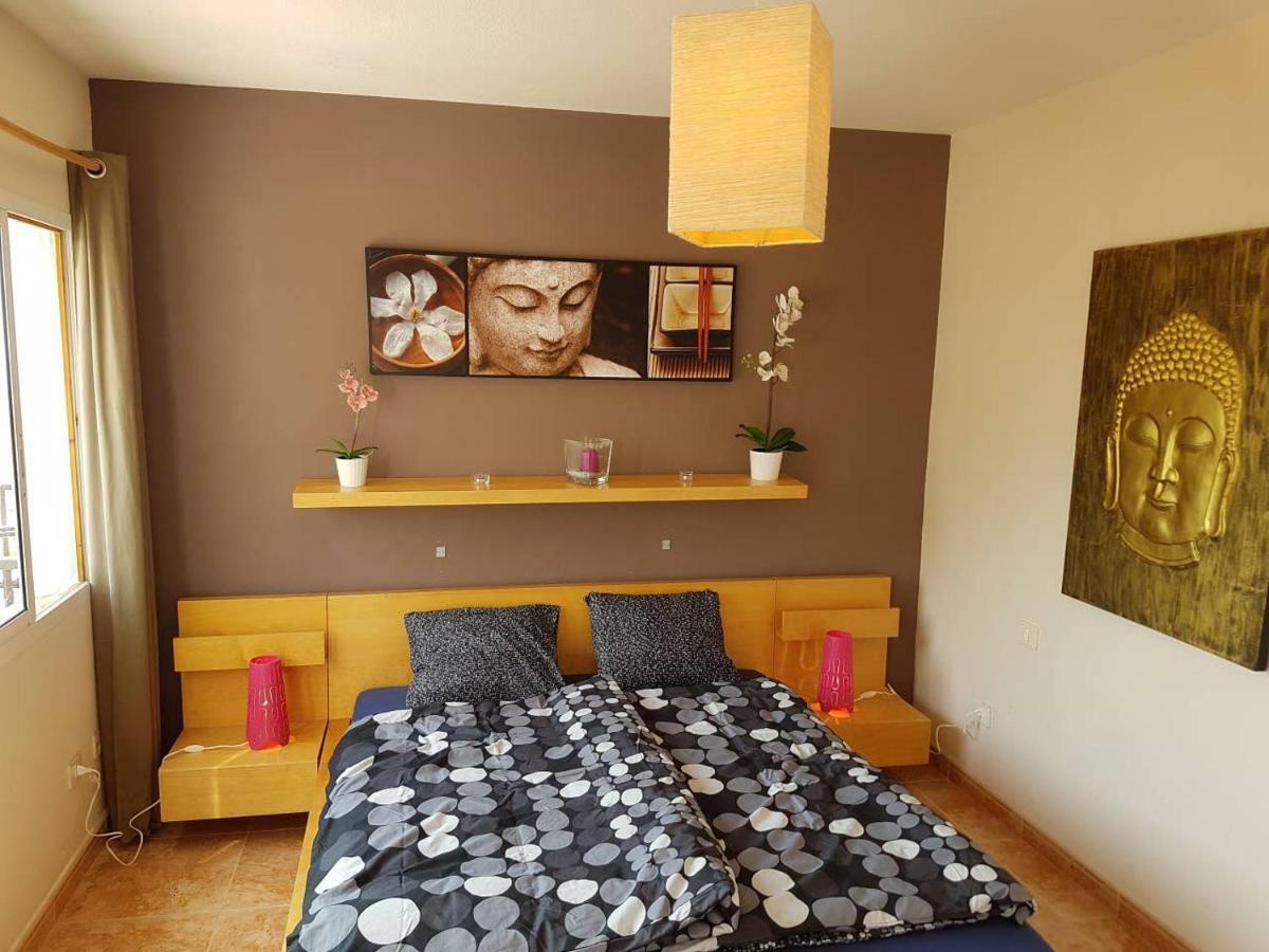 Ferienhaus Roque Del Conde With Fantastic Sea View, Terrace, Pool, Wifi, Sat-tv, Garage Costa Adeje (Tenerife)